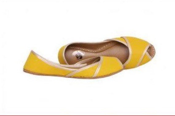 yellow khussa