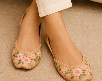 Nude Floral Hand-Painted Khussas: Beige Artisanal Punjabi Juttis for Weddings and Casual Wear