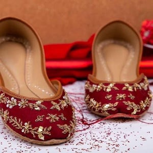 Red & Gold Bridal Flats: Indian Wedding Jutti Shoes