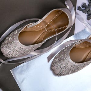 silver dress and gold shoes BERLIN PLATINO GOLD PLAT MET / 8 / M main image 1