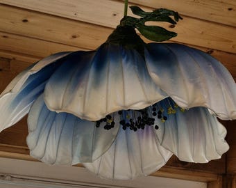 Pendant lamp in the form of a blue and white poppy, chandelier in the form of a fairy poppy flower