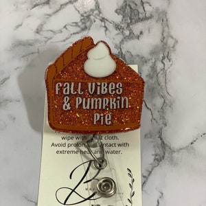 Fall Vibes and Pumkin Pie Badge Reel