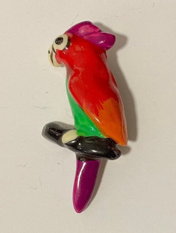 Parrot brooch