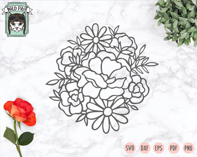 Pode incluir: Uma ilustra&ccedil;&atilde;o em preto e branco de um buqu&ecirc; de flores. As flores est&atilde;o dispostas em c&iacute;rculo e incluem rosas, margaridas e outros elementos florais.