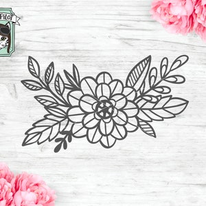Puede incluir: Ilustraci&oacute;n en blanco y negro de l&iacute;nea de un ramo de flores con una flor grande en el centro y flores y hojas m&aacute;s peque&ntilde;as alrededor.