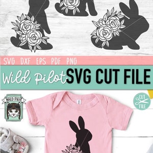 Op de afbeelding: Zwarte konijnensilhouetontwerpen met bloemaccenten, perfect voor knutselprojecten. De afbeelding bevat meerdere konijnenontwerpen en een roze babyromper met een konijnenafbeelding. Tekst bevat "SVG CUT FILE" en bestandstype afkortingen.