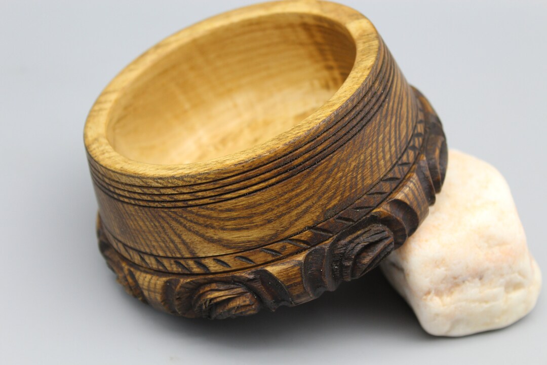 Wooden Carved Stand.fine Carving. Wood Carving.gift.bonbonniere.vintage