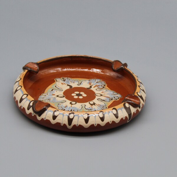 Vintage Ceramic Ashtray. Bulgarian Ashtray. Handmade Ceramic Ashtray. Gift for Smokers. Bulgarian Folklore.Home Decor.