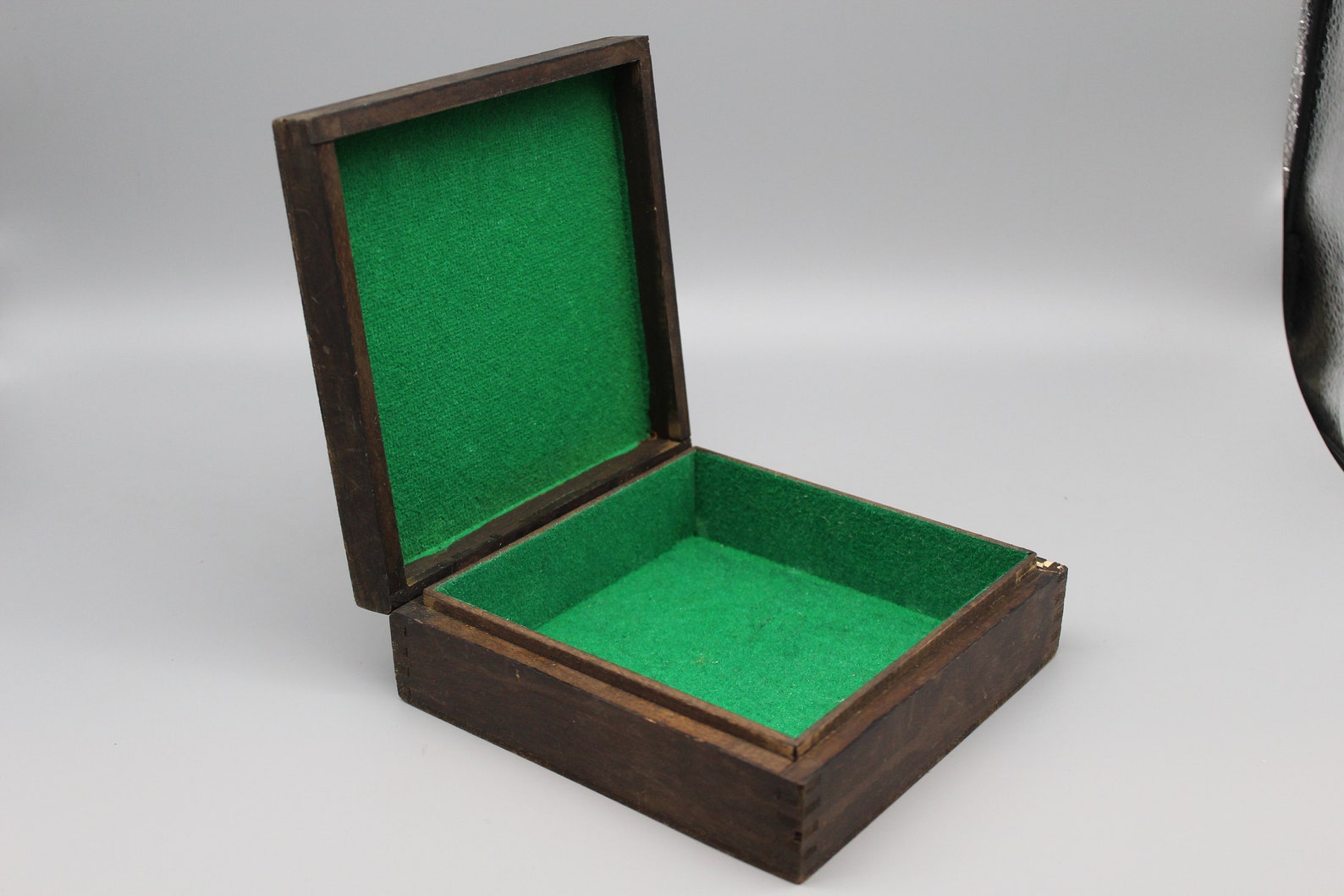 Handengraved Wooden Box Vintage Keepsake Box Wooden Etsy