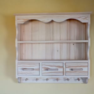 s118 Traditionelle Küchenschrank Mit Schubladen | Wandregal | Landhausschrank mit Regalfach Und Schubladen