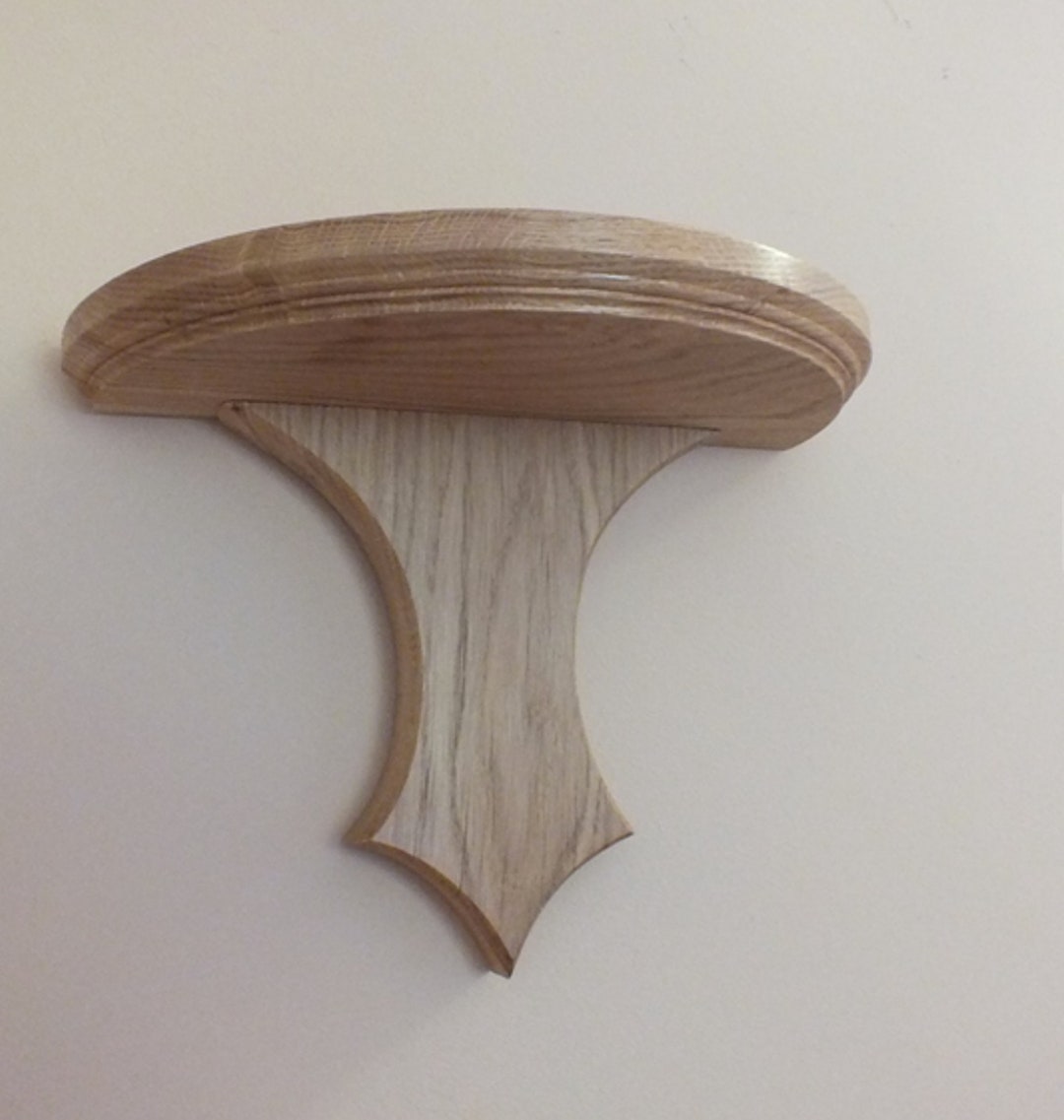 S46 Solid Oak Wall Mounted Rounded Edge Shelf With Decorative Bracket ...