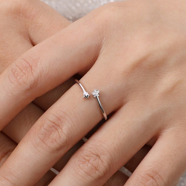 Tiny Star Ring, Midi Pinky Ring 925 Sterling Silver Dainty Simple Minimalist Delicate Unique Cute Stacking Adjustable Friendship Sister Ring