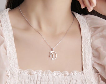 Crescent Moon Necklace, 925 Sterling Silver Moon Star Charm Pendant Necklace Dainty Minimalist Celestial Jewelry