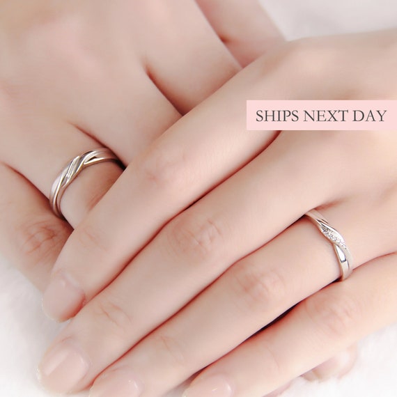 Boys Are Asked To Marry A Girl With A Ring Picture And HD Photos | Free  Download On Lovepik
