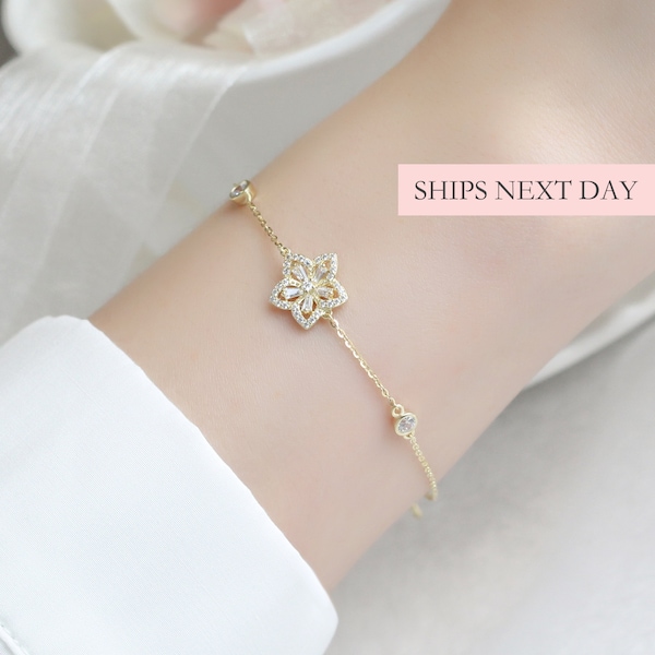 Dainty Flower Bracelet, Elegant Floral Cherry Blossom Spring Bracelet, Sterling Silver/Gold/Rose Gold Layering Stackable Friendship Bracelet