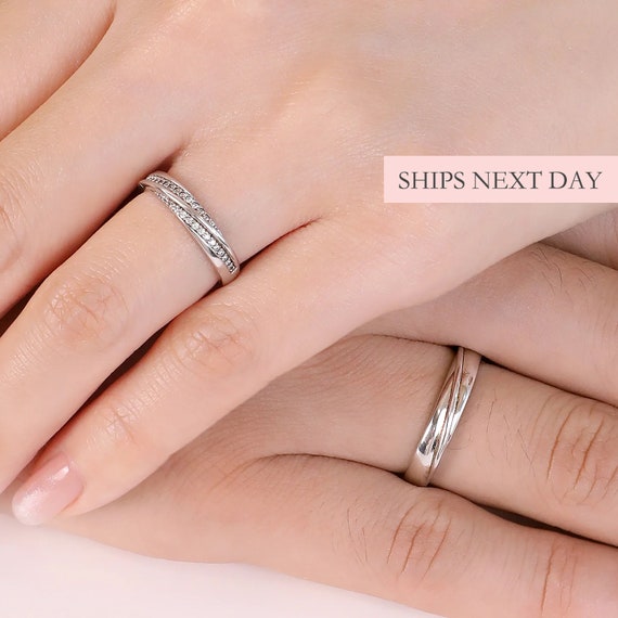 Minimalist couple ring online