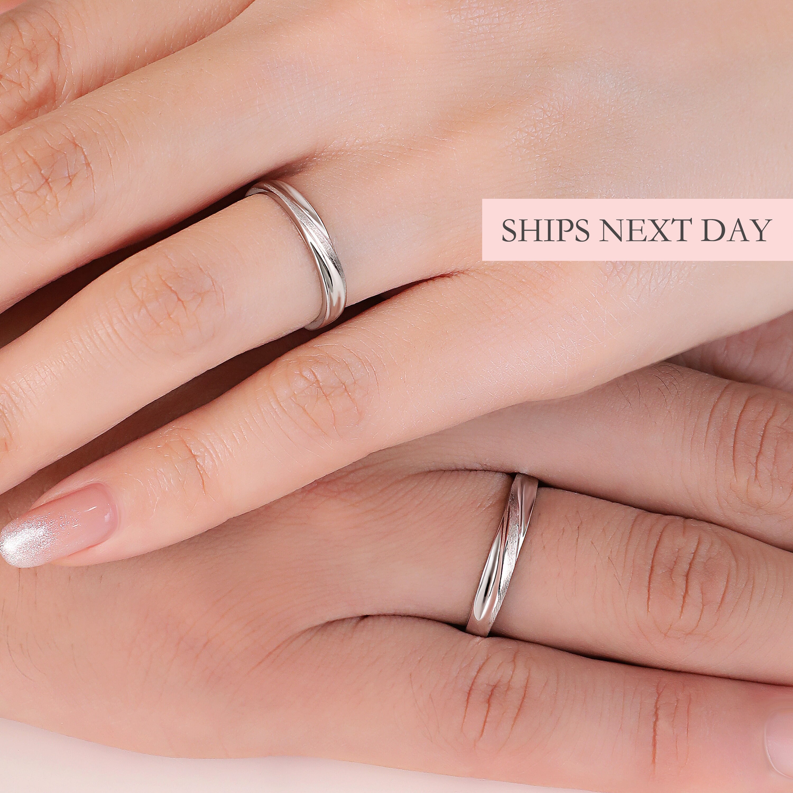 Simple silver couple ring deals