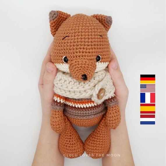Jupiter The Fox. english crochet pattern. Häkelanleitung deutsch. Amigurumi häkeln. patron francais, espanol, dutch. musicbox, Spieluhr