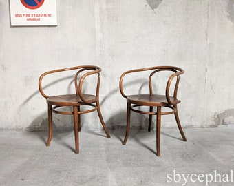 Paire de chaises vintage Le Corbusier Thonet b9 209 Signé Mid century modern bentwood Architecte design XXe siècle Bistro