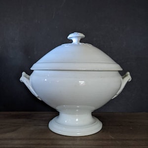 French antique white tureen, table centerpiece, covered bowl, can use for service or as planter for flowers signed Lunéville 19th century.