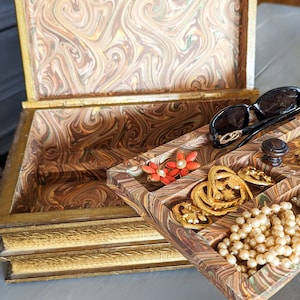 Grande Boite à bijoux Florentine en bois doré vintage vers 1950