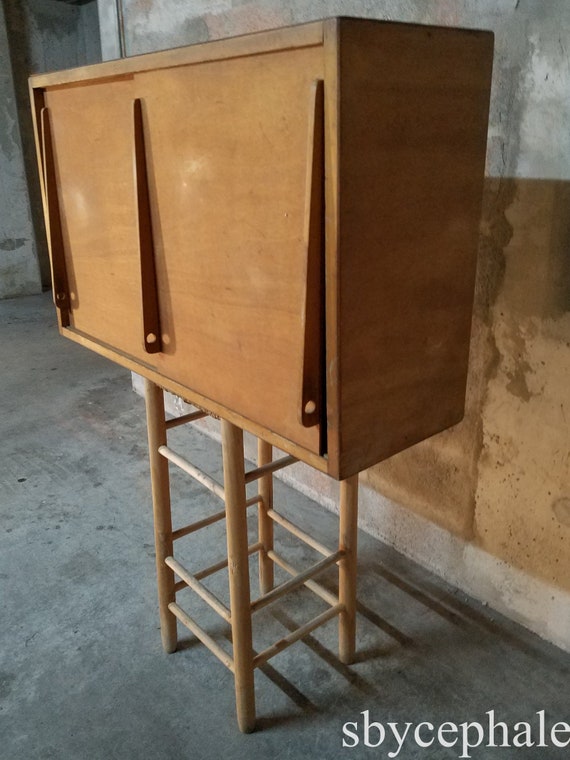 French Vintage Wall Shelve Cabinet With Sliding Doors Perriand - Vintage Wall Cabinet With Doors French Vintage Wall Shelve Cabinet With Sliding Doors Perriand - Vintage Wall Cabinet With Doors