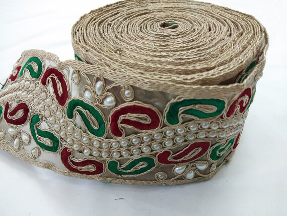 10 yard belle à la main couleur broderie Multi couleur main feuille Floral dentelle Beige bordure en tissu, dentelle dorée, blanc perles de garniture, garniture large, Zari, 7,5 Cm W aade55 10 yard belle à la main couleur broderie Multi couleur main feuille Floral dentelle Beige bordure en tissu, dentelle dorée, blanc perles de garniture, garniture large, Zari, 7,5 Cm W aade55