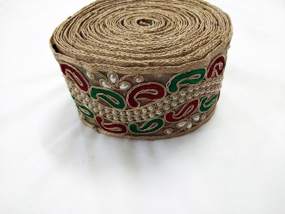 10 yard belle à la main couleur broderie Multi couleur main feuille Floral dentelle Beige bordure en tissu, dentelle dorée, blanc perles de garniture, garniture large, Zari, 7,5 Cm W aade55 10 yard belle à la main couleur broderie Multi couleur main feuille Floral dentelle Beige bordure en tissu, dentelle dorée, blanc perles de garniture, garniture large, Zari, 7,5 Cm W aade55
