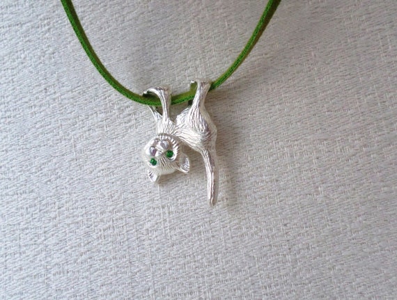 Silver pendant cat cat hanging around neck Necklace cat Tiny Sterling Silver Cat Necklace Tiny Kitten Pendant Necklace Necklace