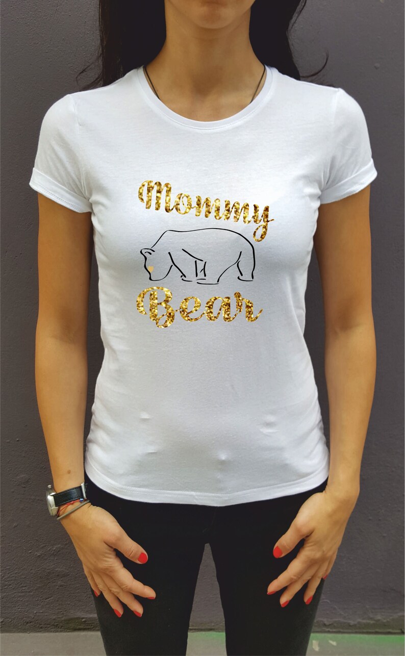 womans white tee
