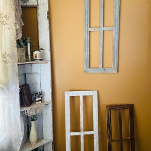 Reclaimed Wood Window Frame: Farmhouse Wall Decor