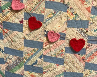 Red and Pink Heart Garland/Banner, Crocheted Heart Garland, Nursery Decor, Bridal Shower Decor,Christmas Wedding, Valentine’s Garland