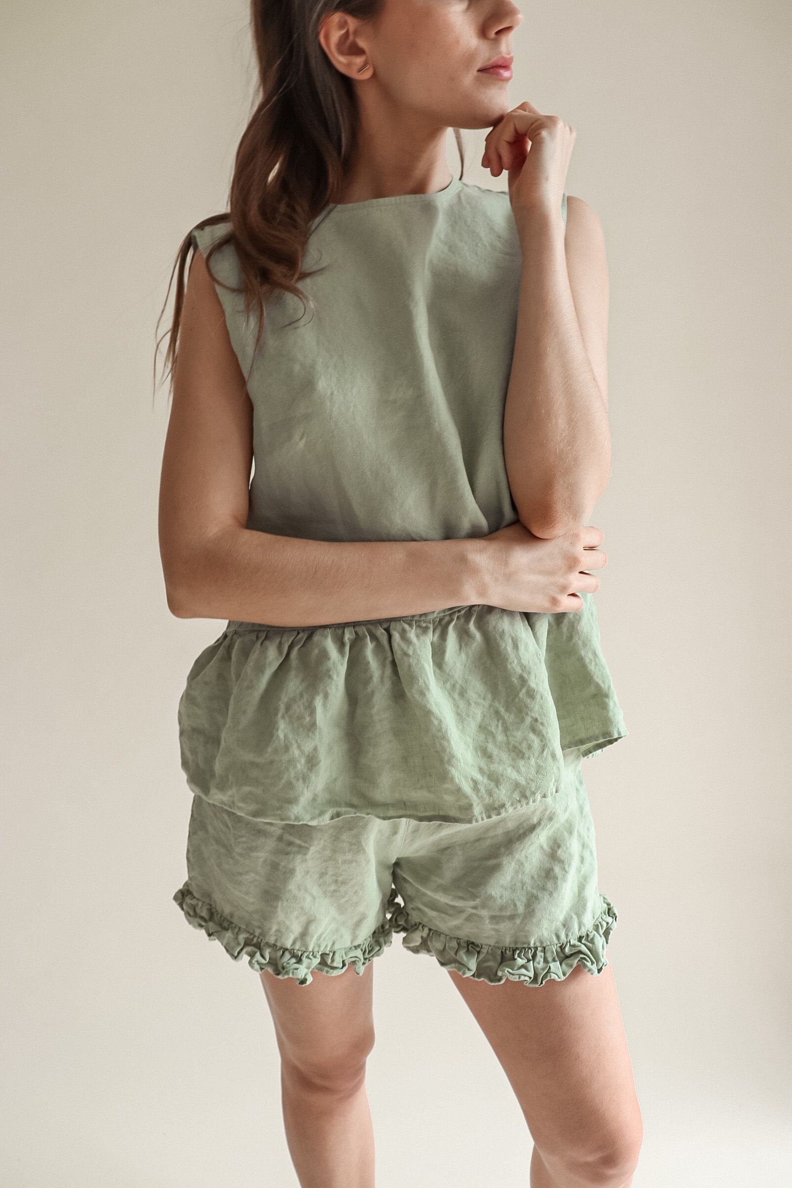 Linen top and linen shorts GREEN | lBridesmaid