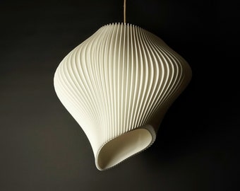 Hanglamp met witte golflampenkap en suikerrietafwerking - 20 x 20 cm