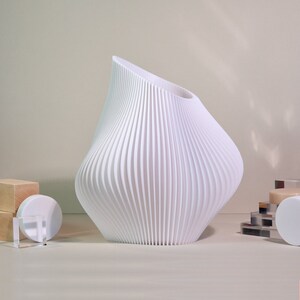Modern White Lampshade Simple Pendant Light Hanging Lamp