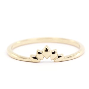unique wedding Band, alternative Wedding Band, Curved Wedding Band 18K Gold, Crown Wedding Ring, gold wedding ring, Lotus Wedding Band