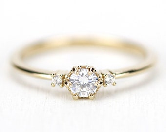 Simple diamond engagement ring, Three stone diamond ring| R252WD