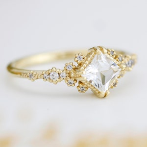 Engagement ring white topaz and diamond, cluster ring princess cut, simple cluster ring, unique delicate ring | R 339WT