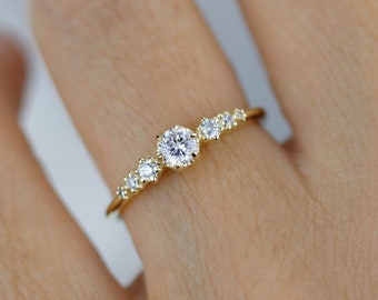 Simple diamond ring, Diamond engagement ring gold, 6 prong diamond ring, 7 stone diamond ring, round cluster ring, engagement ring diamond