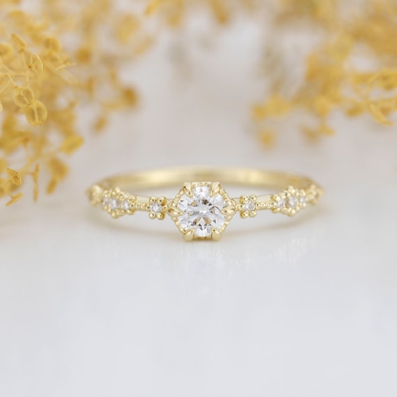 Simple diamond rings gold sale