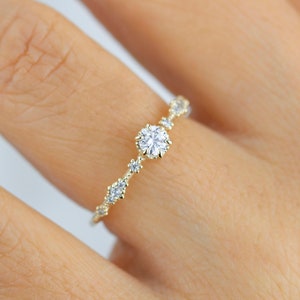 Simple cluster ring, diamond engagement ring, simple diamond ring, classic ring diamond, minimal diamond ring | 0.25 Ct. R323WD