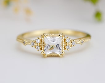18k Gold Princess Cut White Topaz Engagement Ring: Diamond Cluster Vintage Style
