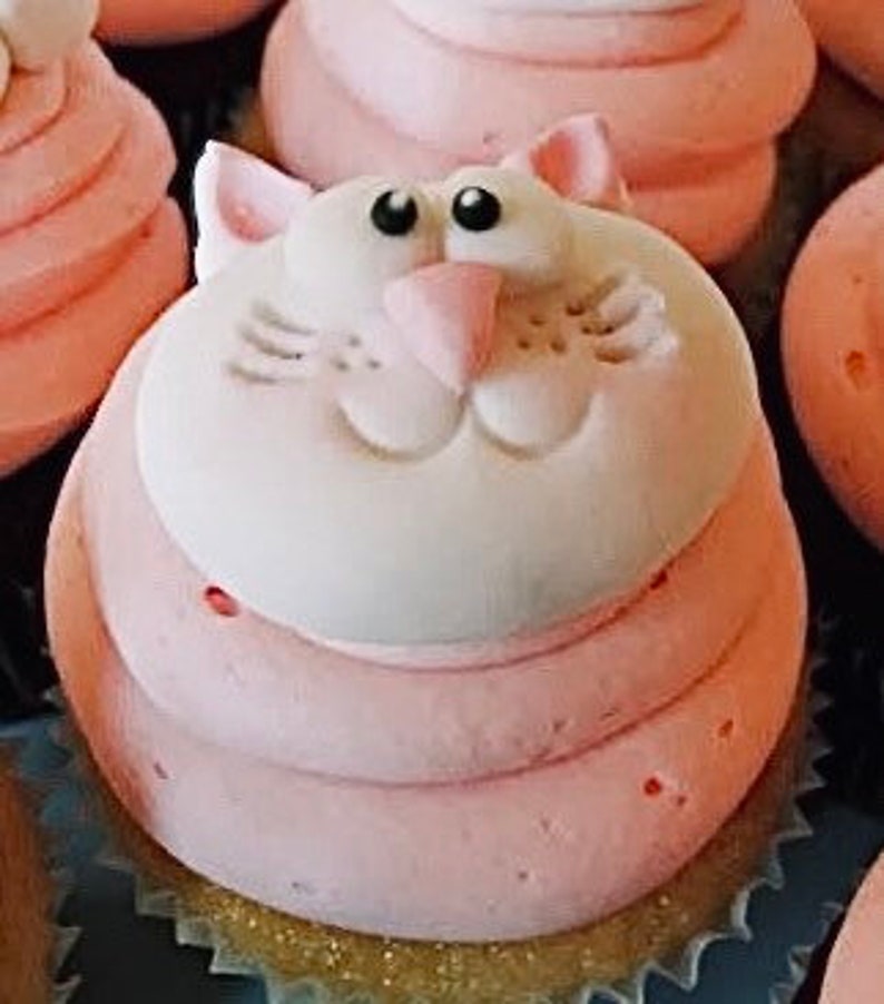 Edible kitty cat cupcake toppers 12 Baking & Cake Decoration Cake