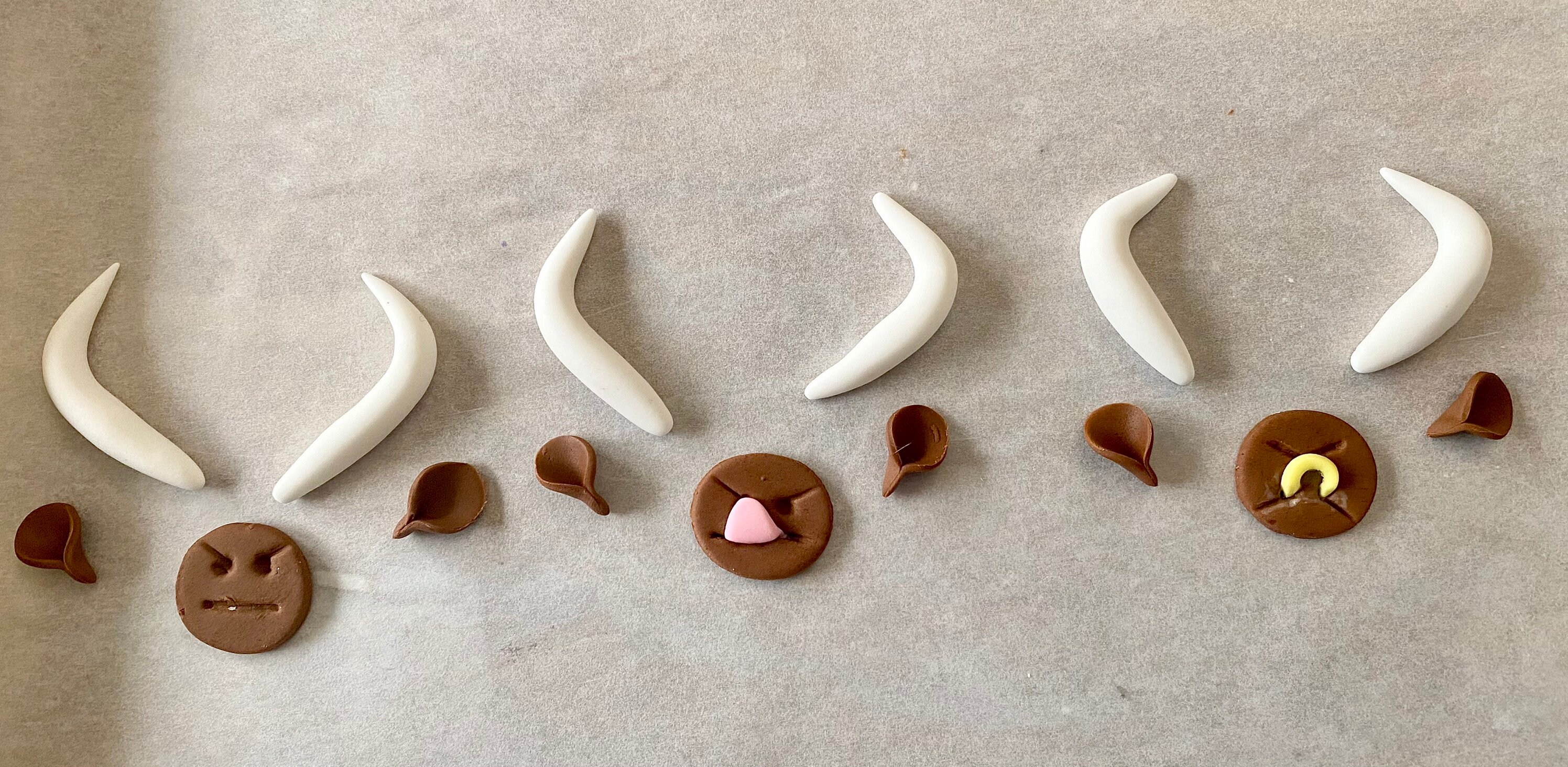fondant one dozen Edible highland cow cupcake toppers fondant one dozen Edible highland cow cupcake toppers