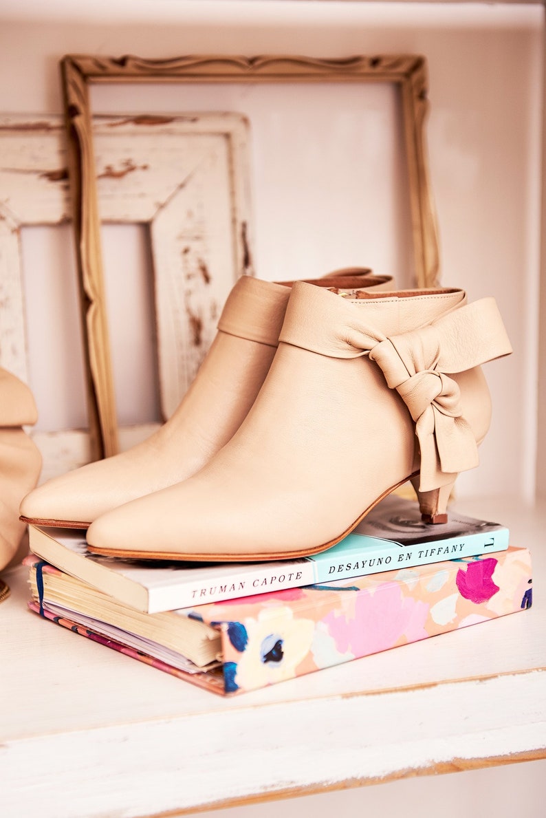 BOOTS VALENTINO NUDE