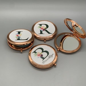 Custom Compact Mirror // Rose Gold // Bride // Mothers Day // Bridesmaid Gift // Bridal Party Gift // Personalized // Letter Compact