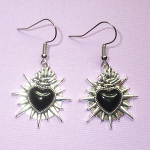 Goth Black Heart Earrings | 90s Grunge Flaming Heart Earrings | Soft Grunge Jewelry | Black Crystal Emo Earrings | Nu Goth Aesthetic