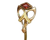 Antique Art Nouveau gold Jugendstil Ruby Red Stick pin