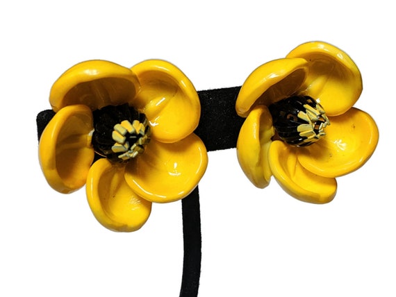 Yellow Buttercup Clip on Earrings Natural Seed Nu… - image 5