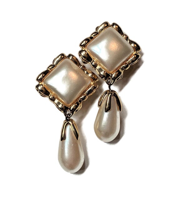 Liz Claiborne gold Faux Pearl Square Drop Clip on… - image 1